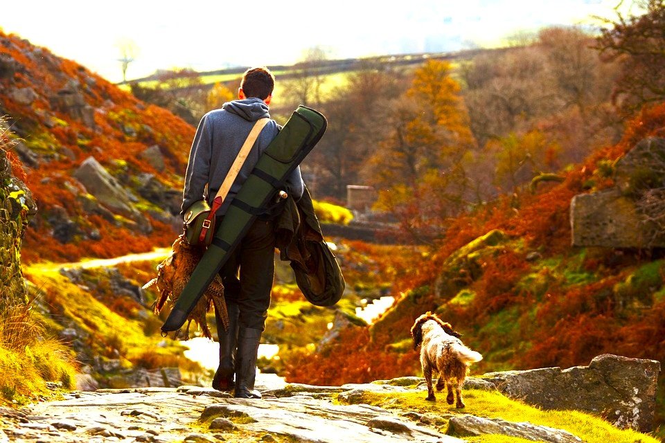 Univers Abbigliamento da Caccia: Qualità Tecnica per Veri Appassionati