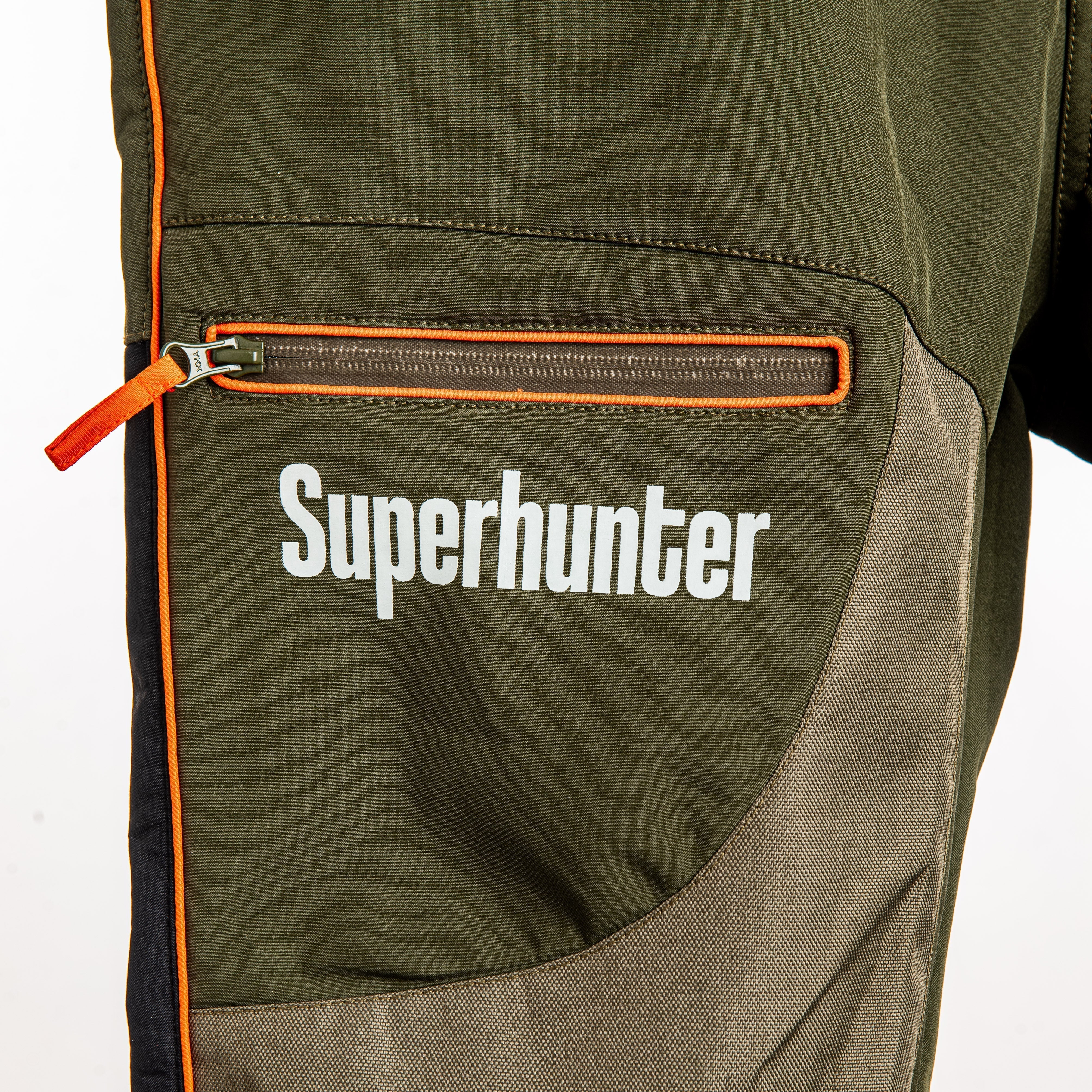 Pantaloni da Caccia in Softshell e Cordura SuperHunter – Resistenza, Protezione e Comfort per Domare Ogni Terreno